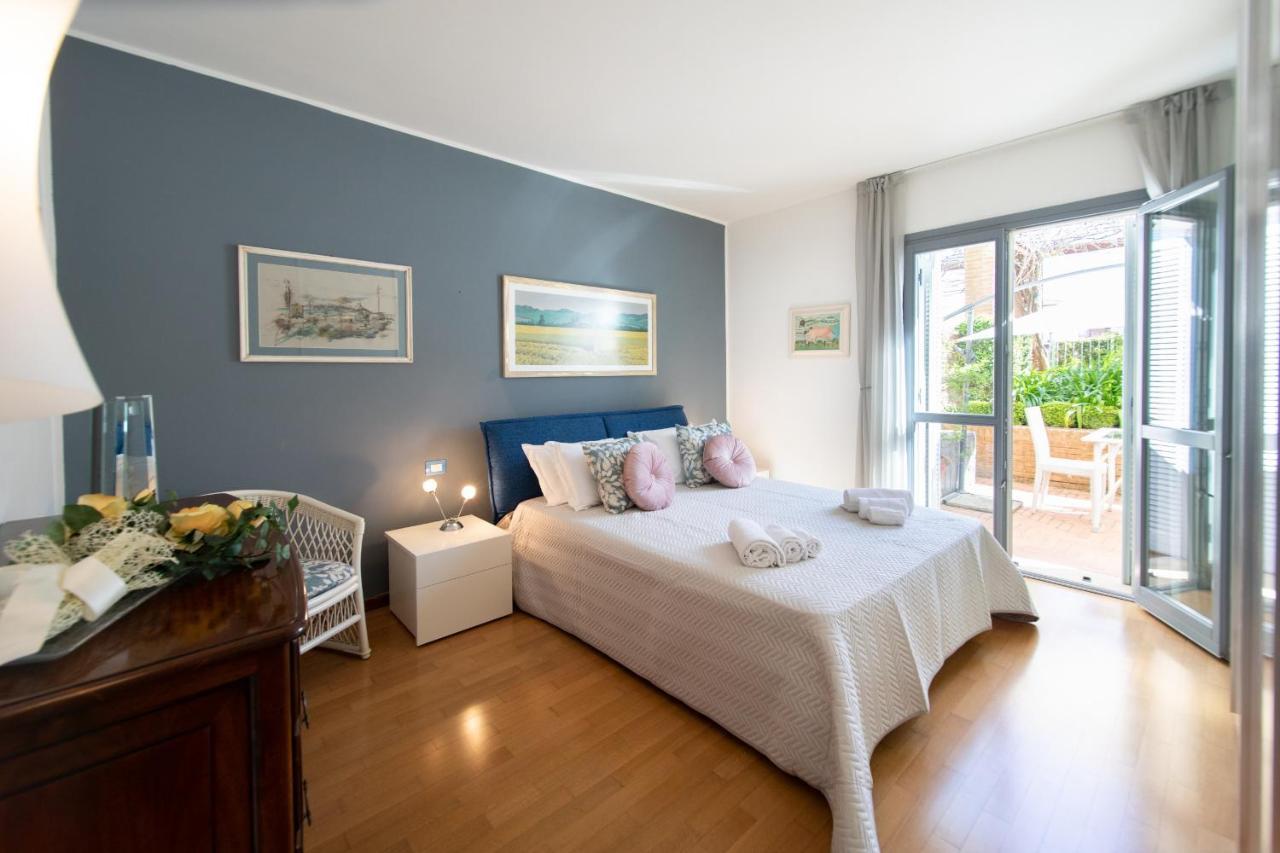 Garden Terrace Luxury Flat In Center Town Apartment Lucca